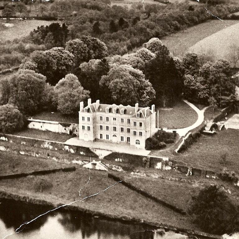 Vila Chateau De Vaux Gesnes-le-Gandelin Pokoj fotografie